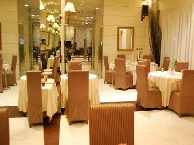 Galaxy فندق