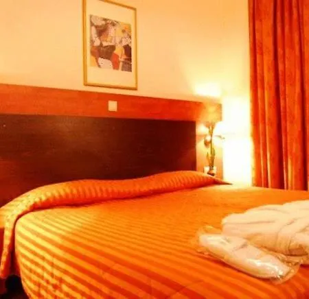Hotel Galaxy 2*