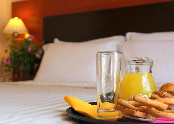 Отель Galaxy 2*